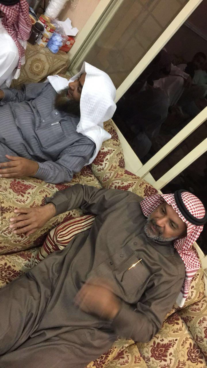 اللقاءات الشهرية الشبابية وتكريم الفائزين بمسابقة الاسرية