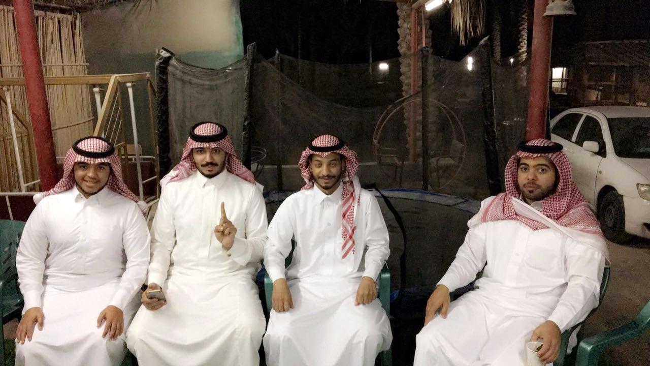 اللقاءات الشهرية الشبابية وتكريم الفائزين بمسابقة الاسرية