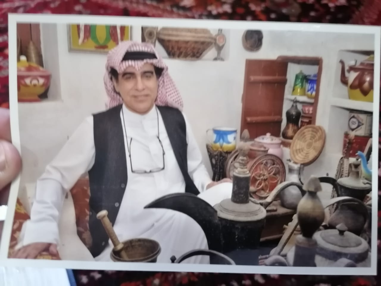 زيارة عميد أسرة العثمان بدولة الكويت، عدنان بن عبداللطيف العثمان، للمتحف.