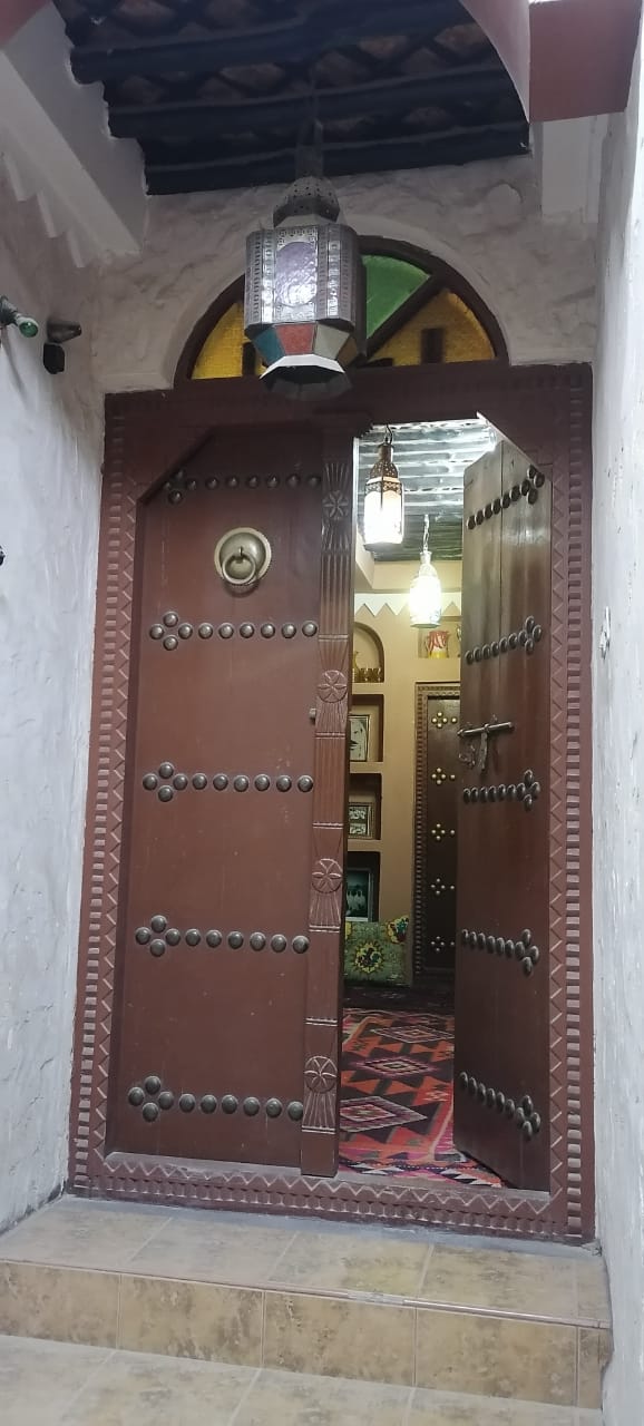 صورة من الأرشيف التراثي للأسرة ٤